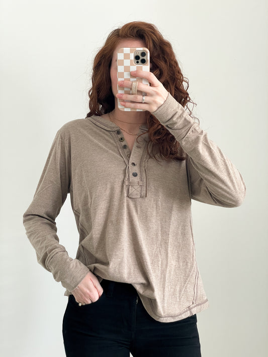 Hayride Henley | Heathered Mocha