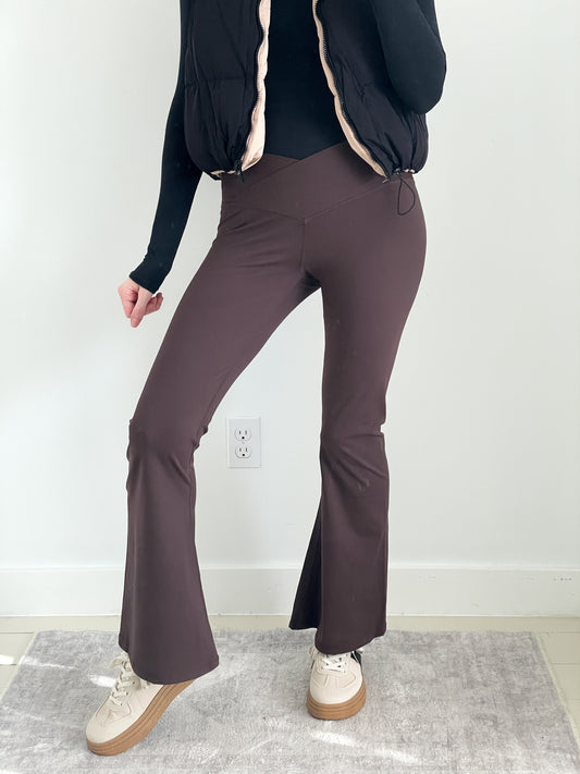 Criss Cross Buttery Flare Leggings | Chocolate