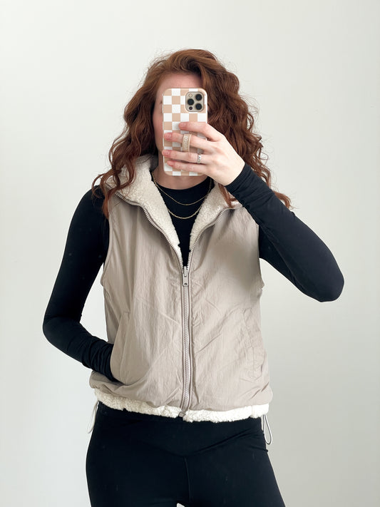 Reversible Sherpa Vest | Ivory + Ash Mocha