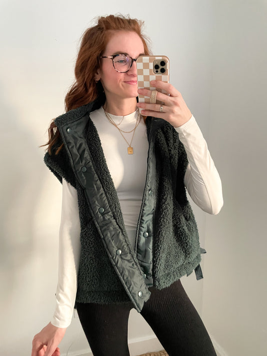 Drop Shoulder Sherpa Vest - Forest Green