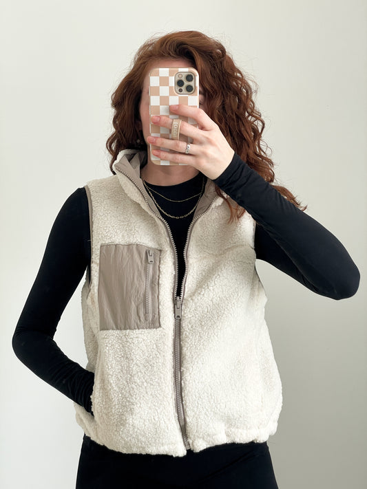 Reversible Sherpa Vest | Ivory + Ash Mocha